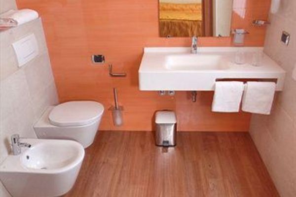 Hotel Confine (Lazise)